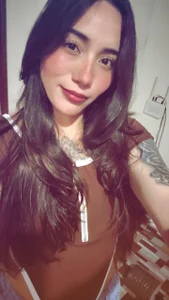 Cata_Jonees heyy  7টি ছবি