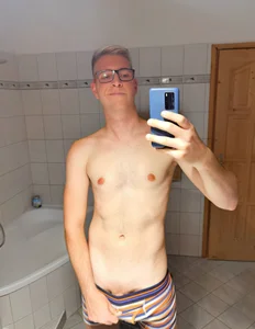 Benjamin_K69s XXX nøgenfoto 1