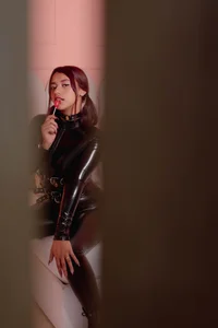 regina_noctixx dangerous woman Foto 6