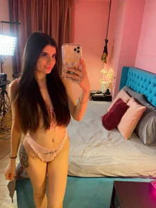 AshleyJo Public Pic 2