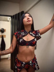 SabrinaSpell_ ❤ Hình 4