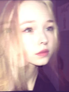 GhisllaineWestler I'm real Pic 8