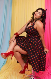 Julie_Boronat26 Which one do you like more? Pic 6