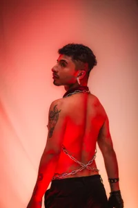 JuanCamiilo_66 R E D Pic 7