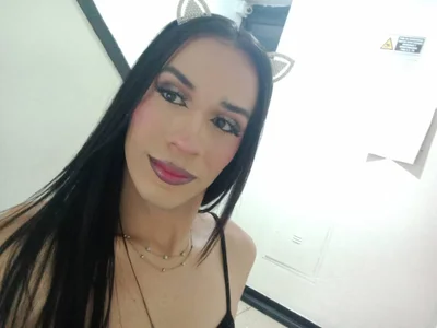 melissa_fox__ 💚💚❤🧡💖 Billede