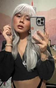 Public de Delliriummm  4 photos