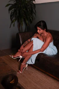 Laurensaenz1 I'm Lauren Pic 9