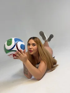 I enjoy experiencing the world tournament ⚽😈 de ammy_shell  4 photos