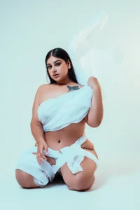 GabyRhodes Welcome to Olympus ❤️ টি ছবি