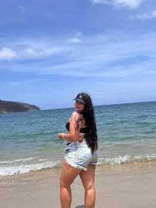 ValenScott1 Find me in the waves 🌊 Fotka 4