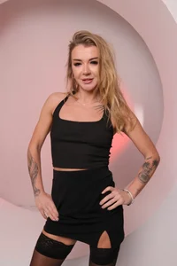 SusanBlair sweetttt Pic 6