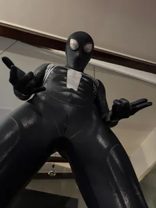 FelixStarkk Symbiote Spidey Cosplay 圖片 9