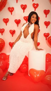 Abbyswaan VALENTINE'S DAY Pic 7