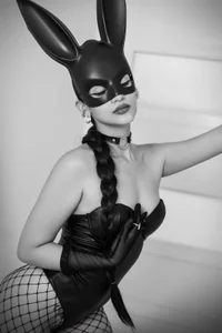 Iriscute: Public ( 9 фото)