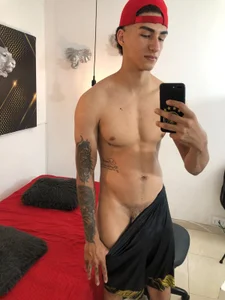 Goldendesirexx__ Relax Pic 2