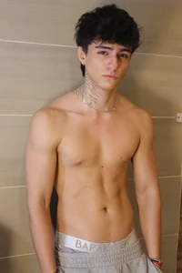 Nathan_Owen Public Pic 4