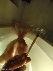 Public od Weedek@xh  snímek