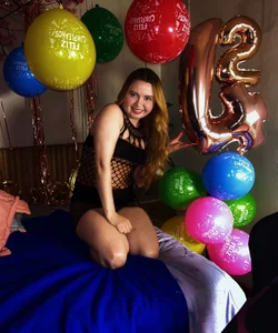 rose_meyer MY BIRTHDAY Foto 2