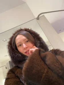 KathleenGreggs my new fur coat! Pic 2