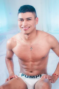 Emiliano_Reyes sexy christmas Pic 8
