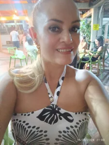 CarolinneFiotti Public Hình 5