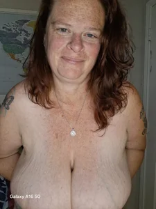 Scarlett2373 Public  6টি ছবি