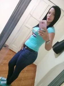 SweetYolitt Caro Pic 3