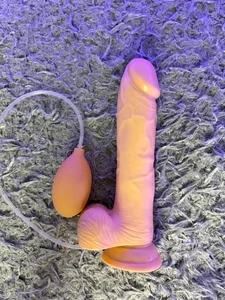GraceWallace_のBlowjob toyの 2枚の写真