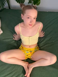 bambi_lu 🦖naughty dinosaur panties🦖 Foto 6