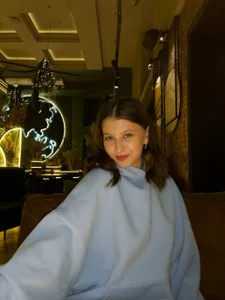 LouiseChavez Still Lovely Pic 3