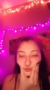 Snowbunnycake_131 All in pink Pic 7