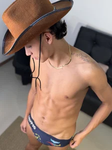 ryanlatiin Public Bilde 5