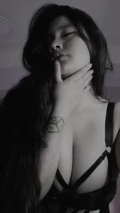 Vick_daves_の😎🥵 𝘔𝘺 𝘴𝘬𝘪𝘯 𝘢𝘸𝘢𝘪𝘵𝘴 𝘺𝘰𝘶𝘳 𝘰𝘳𝘥𝘦𝘳𝘴😎🥵の枚の写真