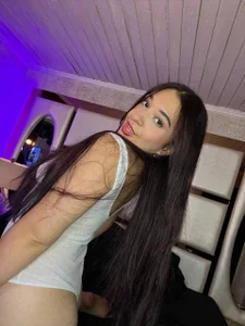sara_frost ♥ - {count, plural, one {תמונה אחת} two {שתי תמונות} many {# תמונות} other {# תמונות}}