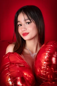 Lovely girl🥰 de TamaraGreys  4 Imagens