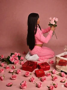 AmberCollensmy happy valentine ❤🎀 Bild 4