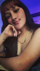AllisonFiore_ Public Pic 5