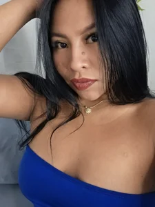 ariana_m1 Hi guys🥰 Foto 5
