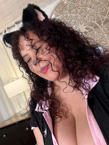 Zara_Holly_Sweet hot kitty 🍒🔥图片 4