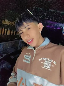 Tommy_Fox: hi tomy ( 2 фото)