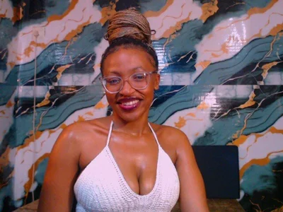 caramelchoco69 sapphire Pic 2
