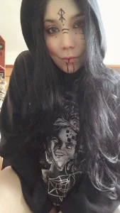 sharonnleon sharonnleon little gift for you kisses Immagine  4