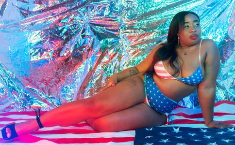 CaseyMoon 4 Of July 🤍💖💙 Pic 4