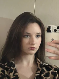 MerylHedley Public Pic 2