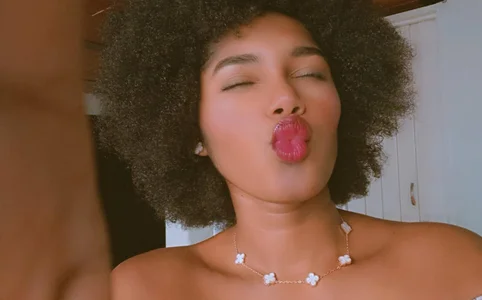 Ebony_beautifull So Cute Billede