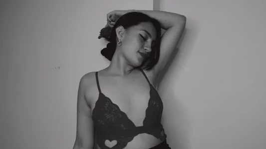 Findom_Goddess_: Public ( 3 фото)