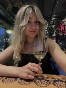 wineandboobss Public Foto 2