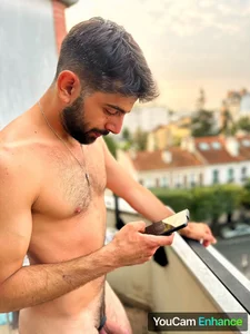 Liroow Public صورة واحدة|Liroow Public صورتان|Liroow Public  3 صور|Liroow Public  3 صورة