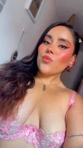 CamilJoness69 kullanıcısının Sensual Lady Girl 💕 albümü -  3 fotoğraf