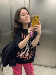 ameli_moon 🍓Which of these photos is your favorite? Pic 4